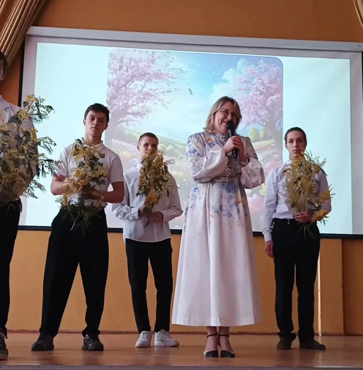 💐8 марта- Международный женский день