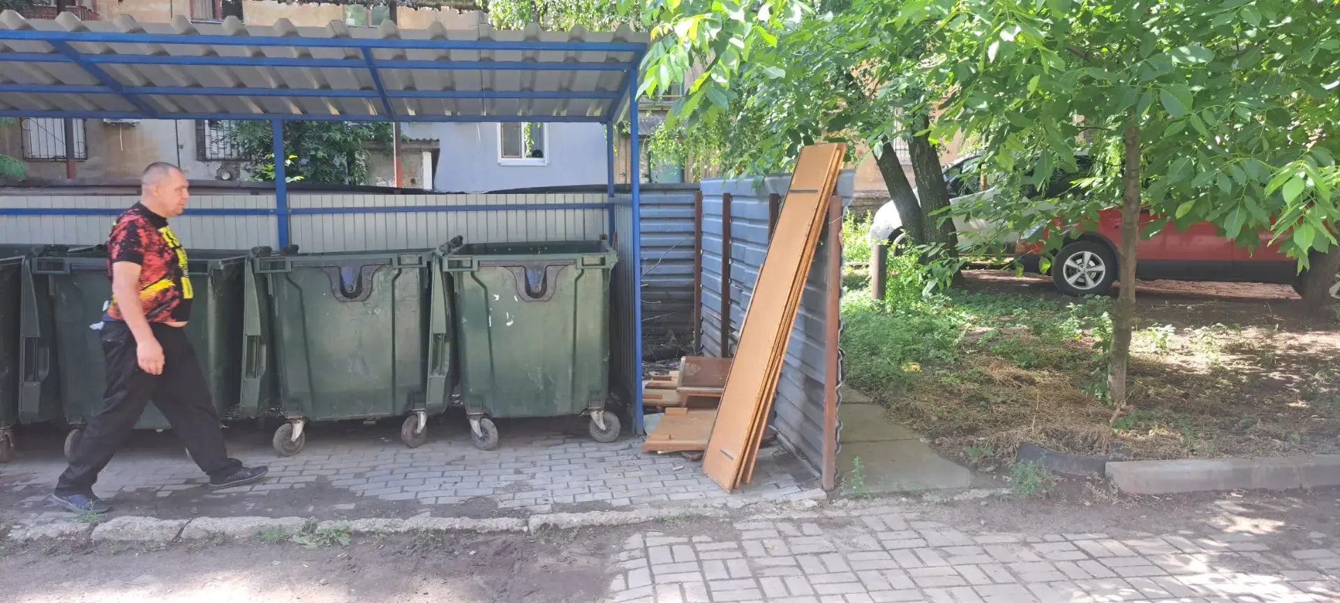 Центрально-Городской внутригородской район,ул.Островского,2/37
Выполнили работы по вывозу несанкцион