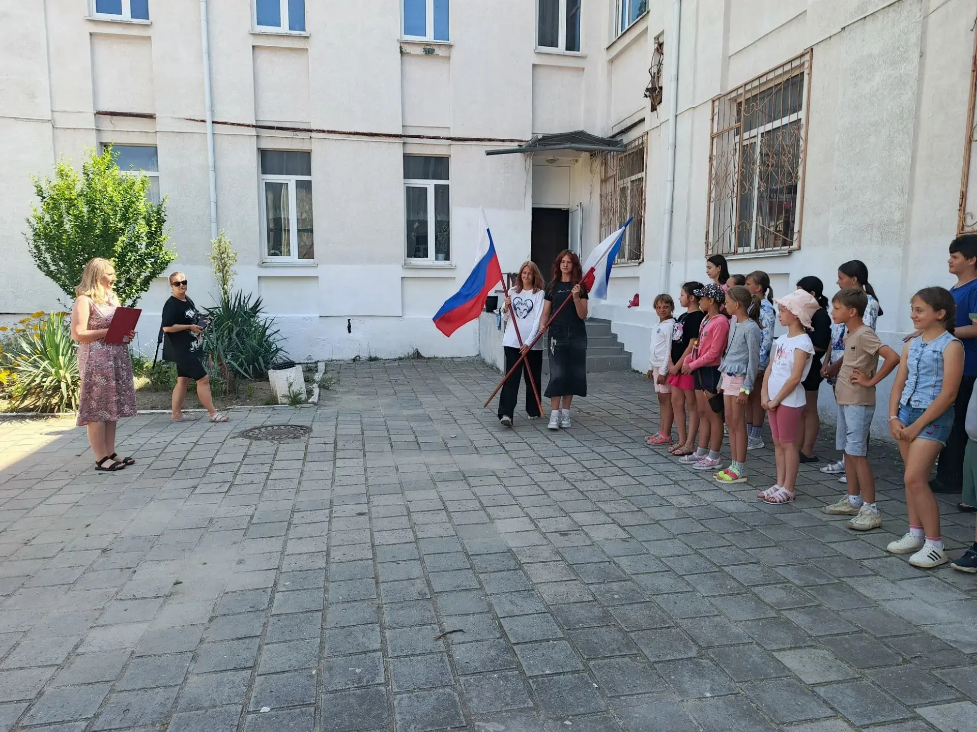 До свидания, «Солнышко»! ☀️💕

☀️🌊Лето пролетает незаметно, но самые тёплые воспоминания остаются с