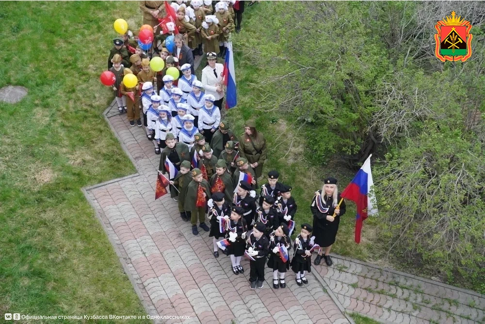 Илья Середюк поздравил с Днем Победы долгожительницу, участницу Великой Отечественной войны Нину Жел