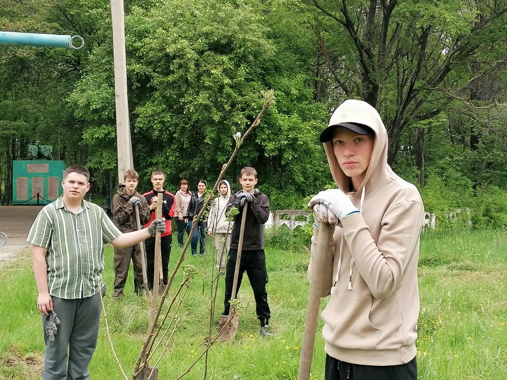 🌱 Память живёт в добрых делах…