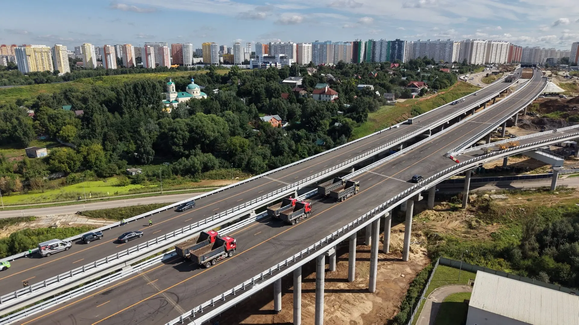 Андрей Воробьёв запустил движение на Южно‑Лыткаринской автодороге в городе Видное