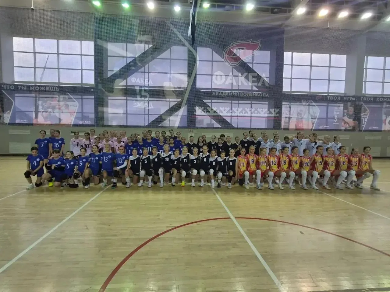 🏐 В Новом Уренгое определили сильнейшие волейбольные команды Ямала среди девушек до 14...