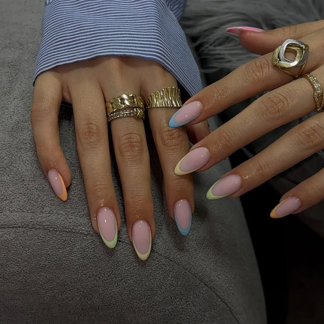 Сезонный маникюр💅
Подпишитесь 👇