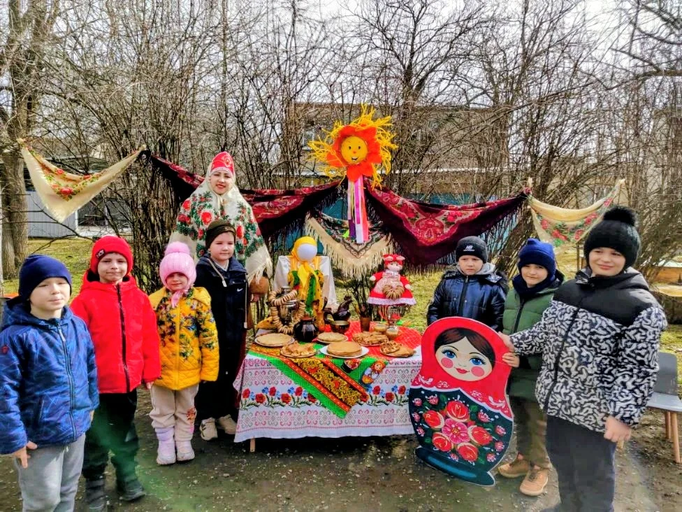 Сегодня в нашем детском саду прошёл традиционный и всеми любимый праздник — Масленица! ...