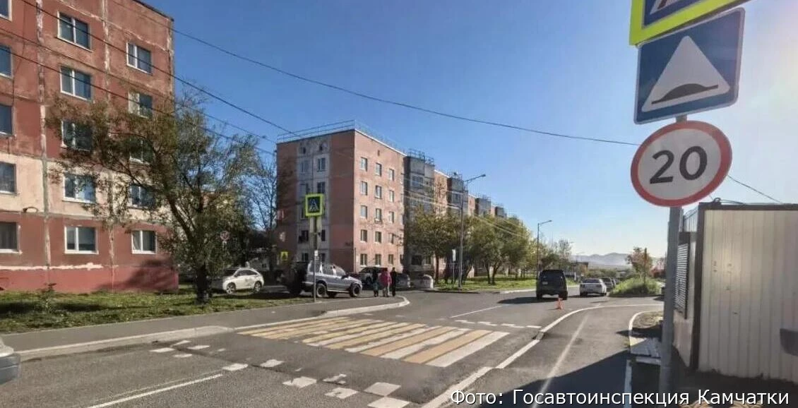 В столице Камчатки водитель Прадо сбил женщину на Космическом проезде