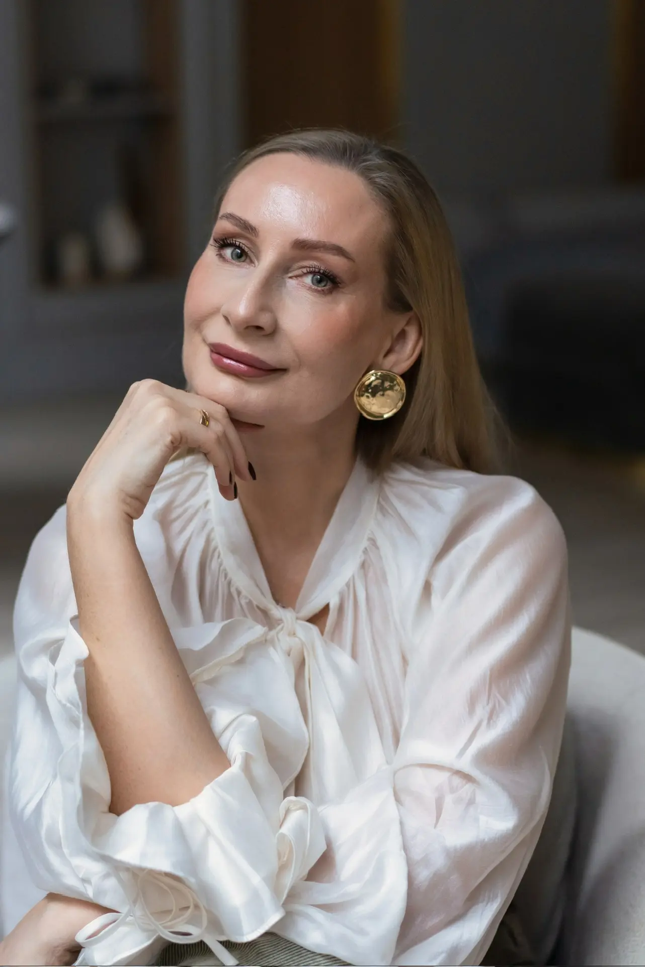 Всем привет! 👋 Меня зовут Юлия Верховская

Я врач-терапевт и диетолог помогаю женщинам 35+ оставать