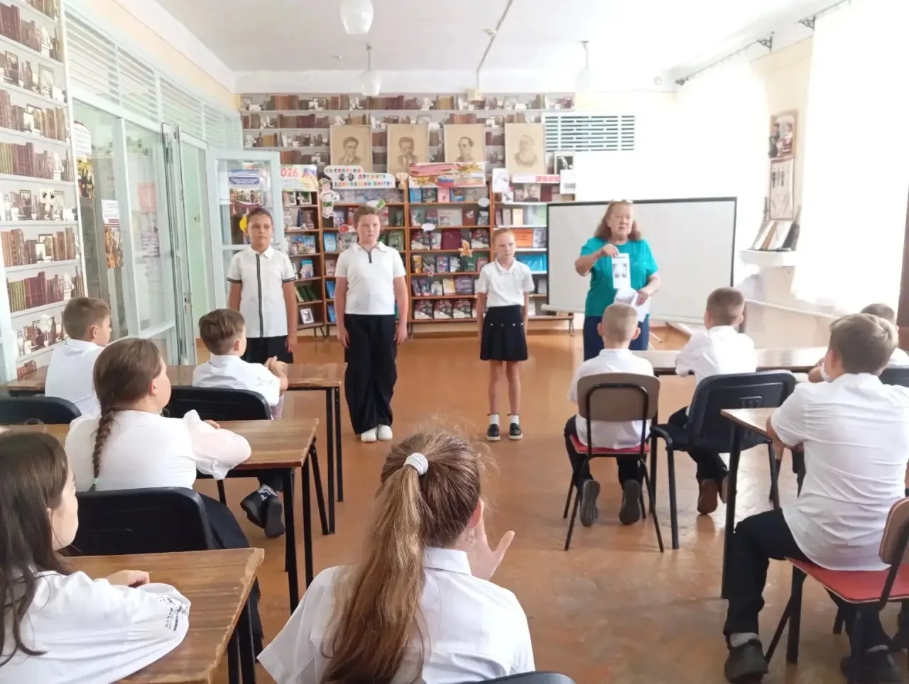 Содрогнулся весь мир, вся планета Земля,