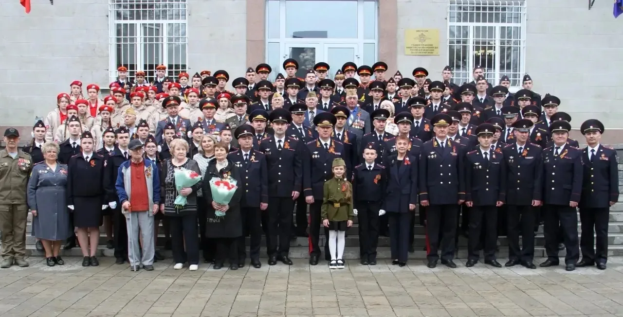 🇷🇺 Учащиеся 7Г класса стали участниками торжественного мероприятия, посвященного Дню Победы, ГУ МВД 
