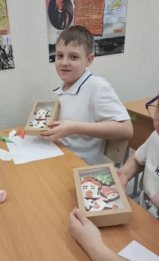 ✨В ожидании Нового года в нашей школе царила атмосфера настоящего волшебства!  🌟Ученики  5А класса п
