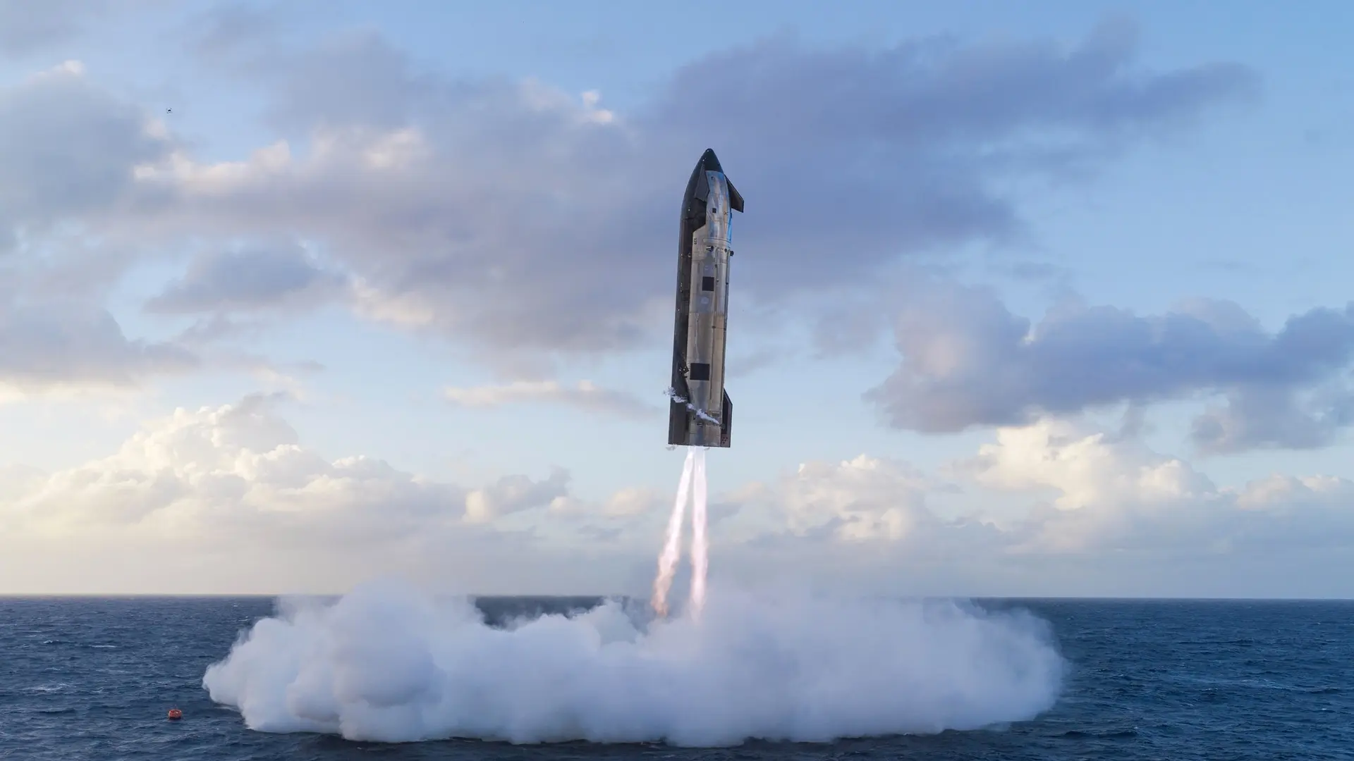 Новые кадры посадки Starship S39 в Индийском океане. Особенность этого теста, что впервые за много п