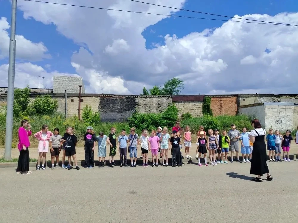 ☀️ День в пришкольном лагере: безопасность, творчество и поэзия! ☀️

Сегодняшний день в нашем пришко