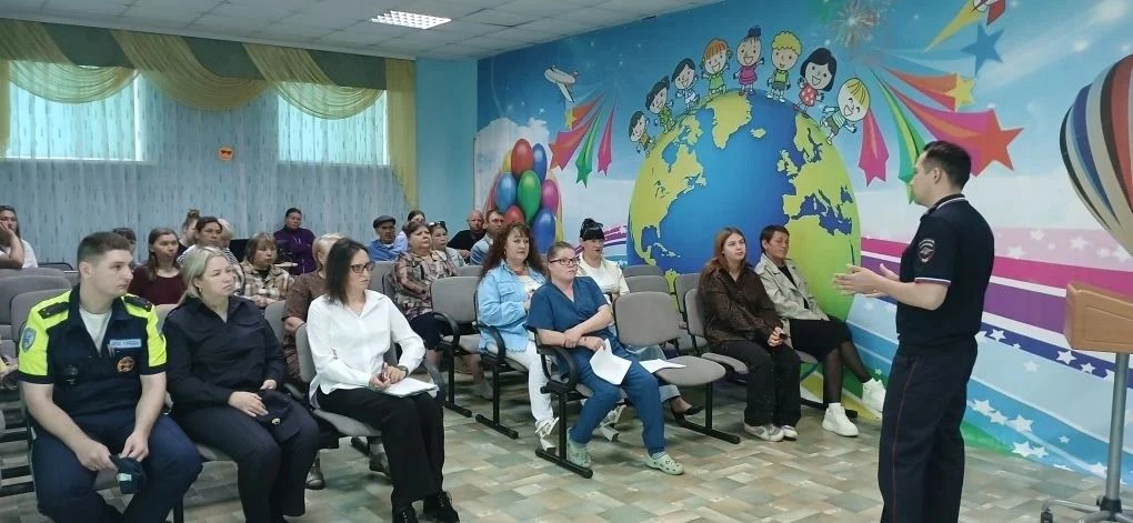 Впереди у ребят самые длинные каникулы – летние. Поэтому главная задача родителей - сде...