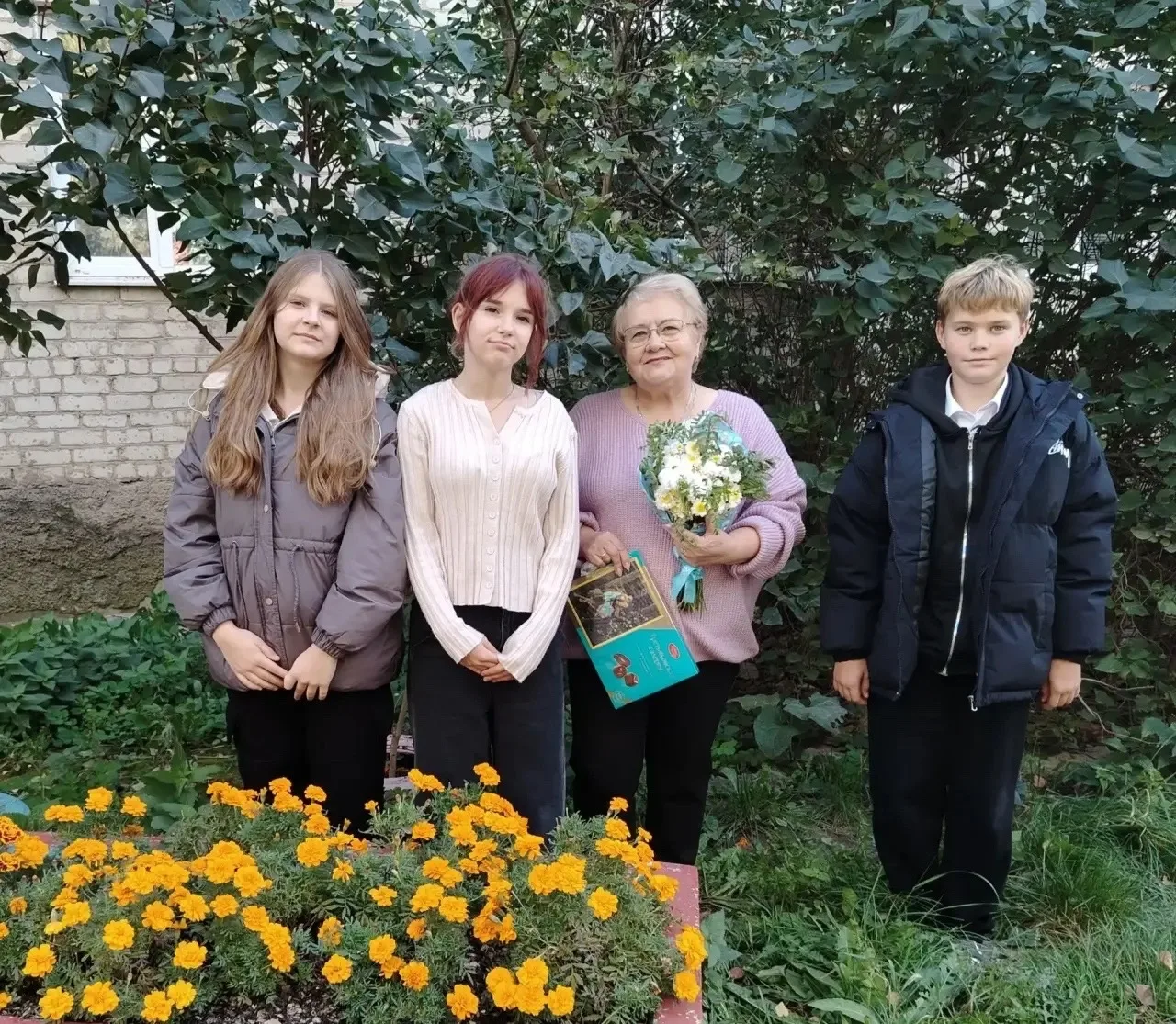 «Учитель — это навсегда»: как мы поздравили наших ветеранов 🍂