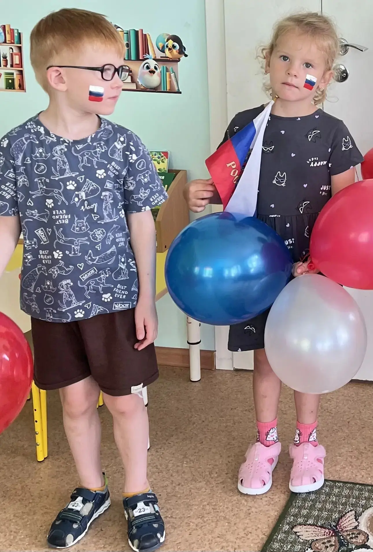 🎉 День Государственного флага в группе «Ромашки»! 🎉Сегодня наши ребята познакомились ...