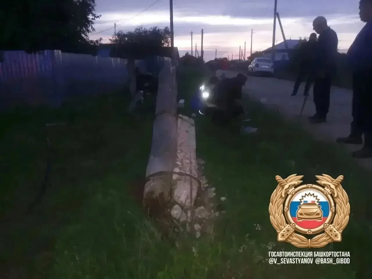 В Башкирии насмерть разбился мотоциклист. 40-летний байкер на ходу влетел в опору ЛЭП в селе Большая