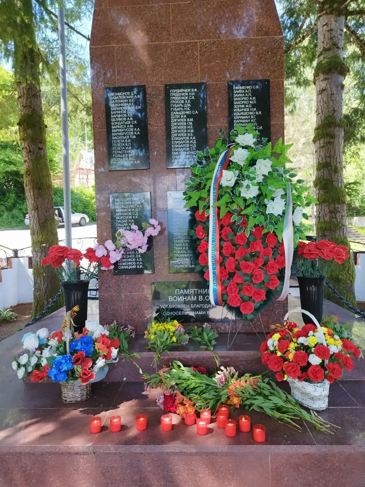 Возложение цветов посвященные Дню памяти и скорби — 22 июня.

#МыПомним
#ПомнимЧтим
#ЛЦНК
#ЛРЦНК