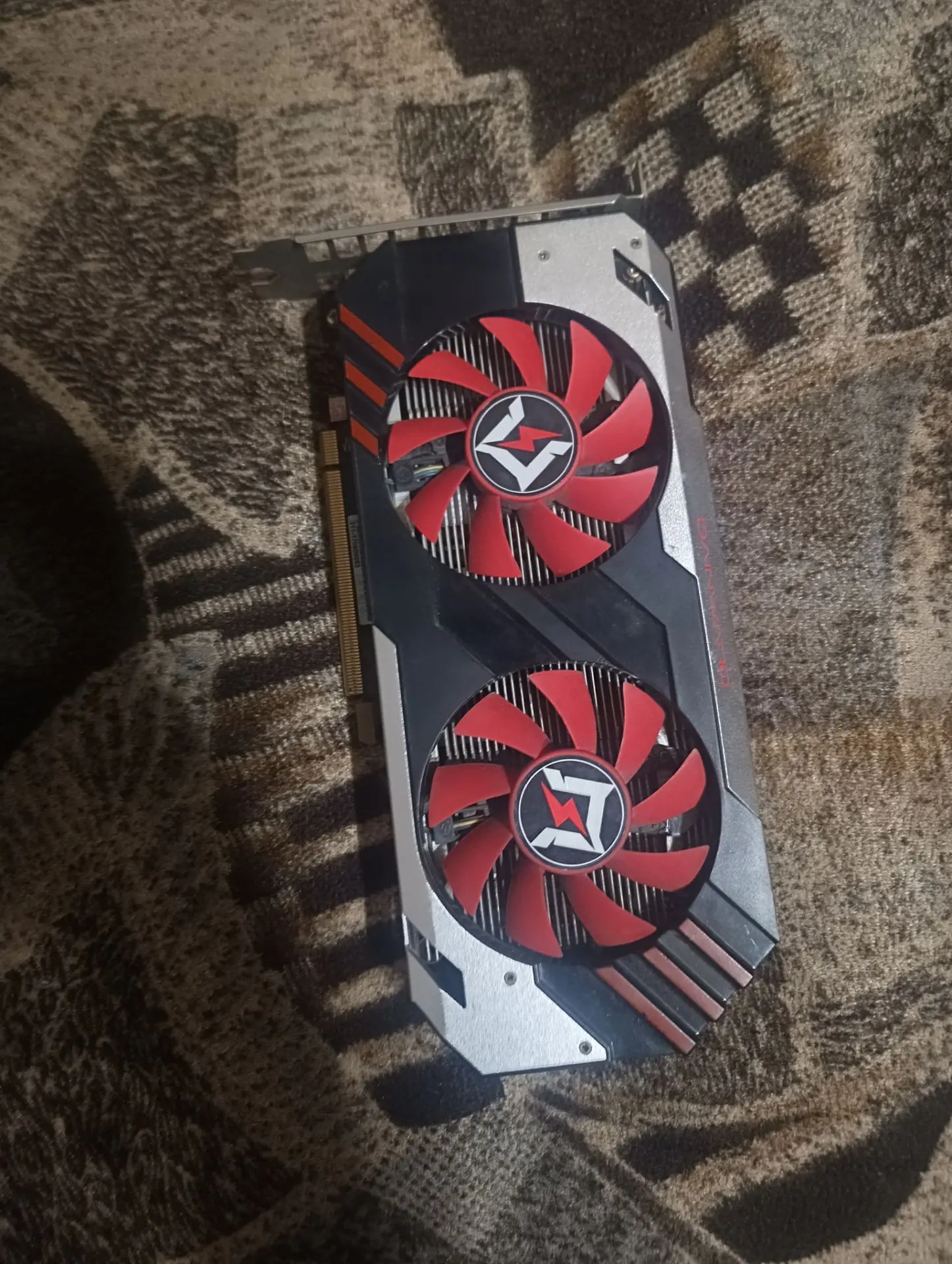 Продам видео карту p106-100 аналог gtx1060 майнинг версия цена 4000 торг срочно т. 8952...