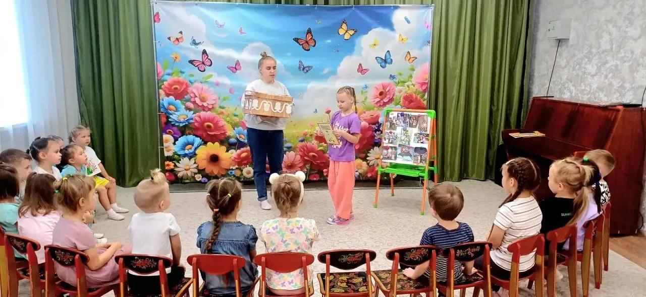 🎉 Семейные традиции: тепло, которое объединяет! 🎉
В нашем детском саду прошёл особенный день — Ден