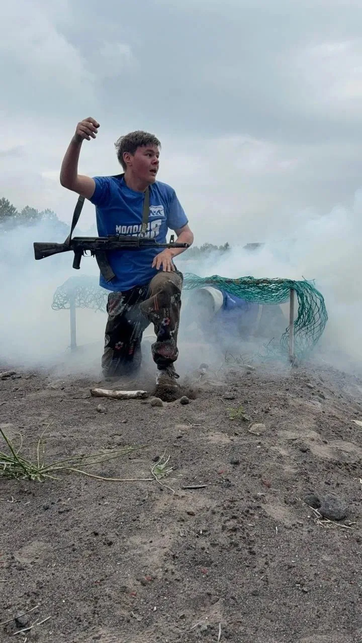 🏆«Дорога Победителей»: Сторонники «Единой России» провели военизированную эстафету в с...