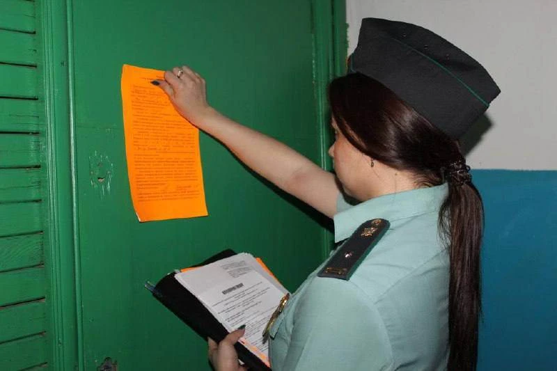 В УФЕ ПРИСТАВЫ АРЕСТОВАЛИ НЕЖИЛОЕ ПОМЕЩЕНИЕ.  ➡️ Судебные приставы наложили арест на нежилое помещен