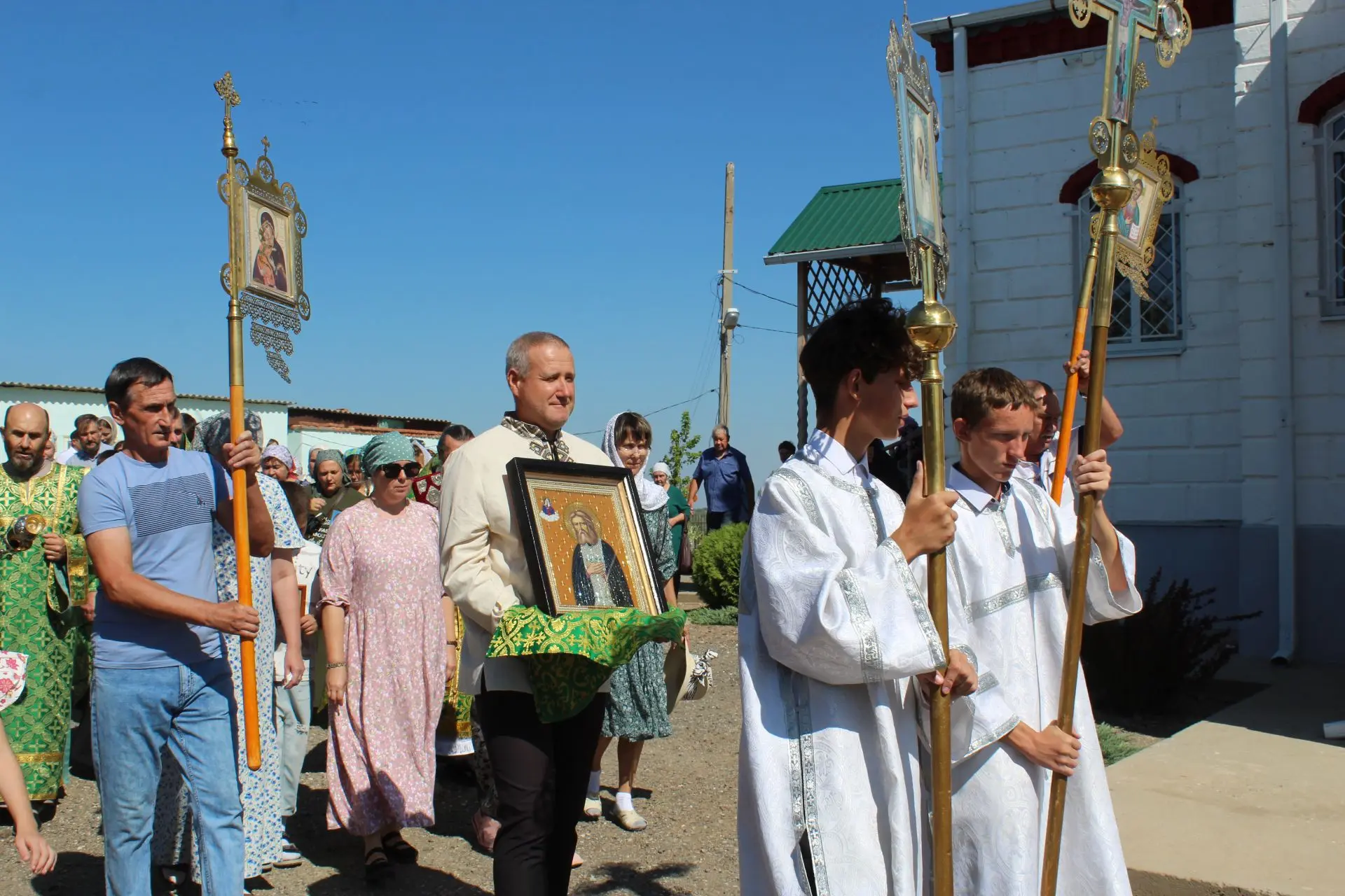 В поселке Володарский отметили престольный праздник

🙏1 августа Русская православная церковь чтит п