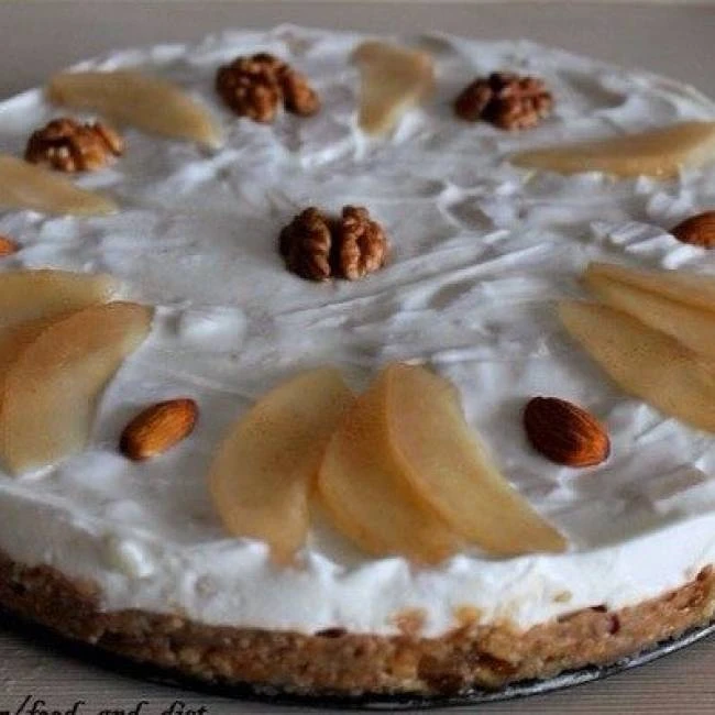 🍧 Торт без выпечки с творожно-йогуртовым кремом и грушей
