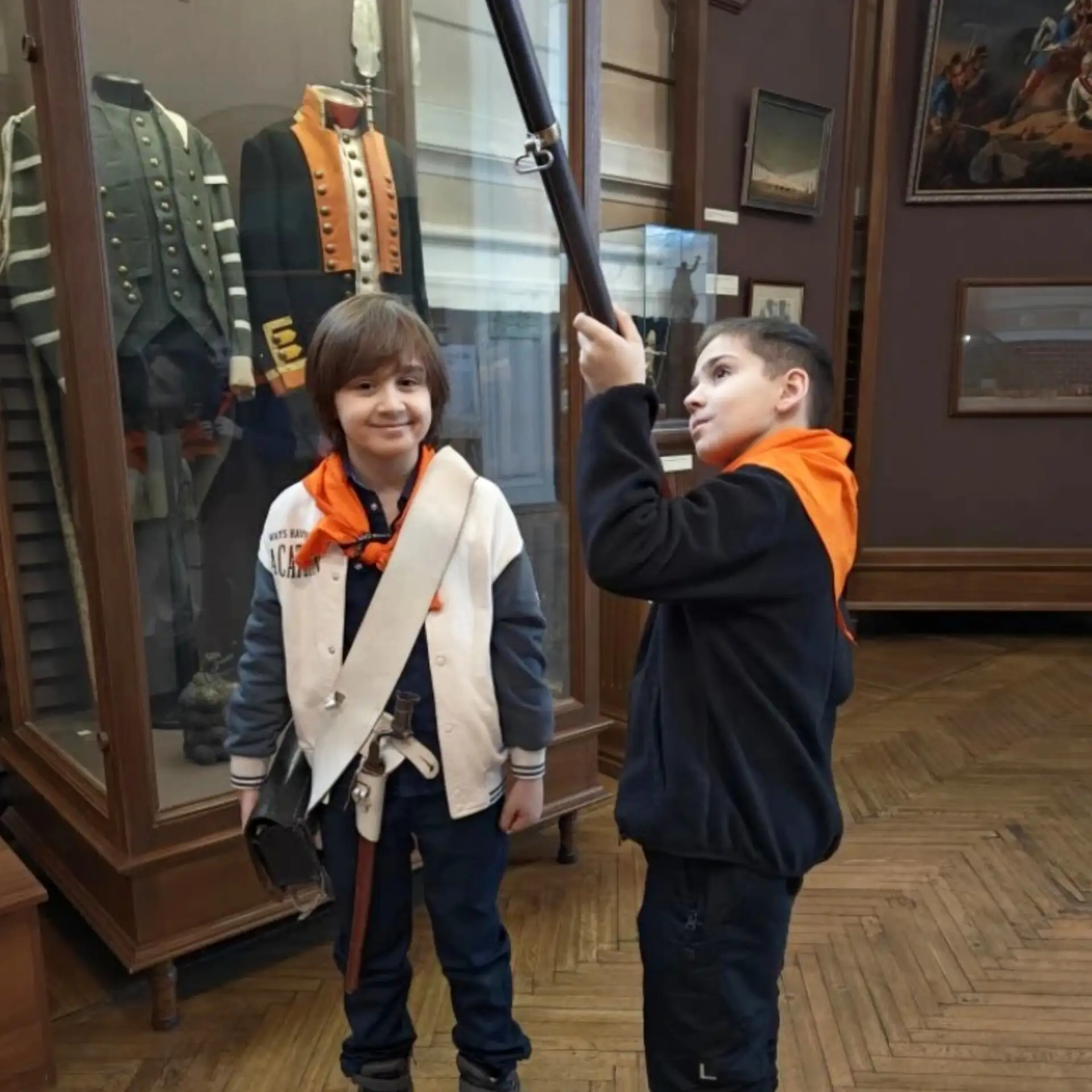 4 В класс в гостях у великого полководца! 🏛️⚔️  На этой неделе учащиеся 4 «В» класса посетили Музей 