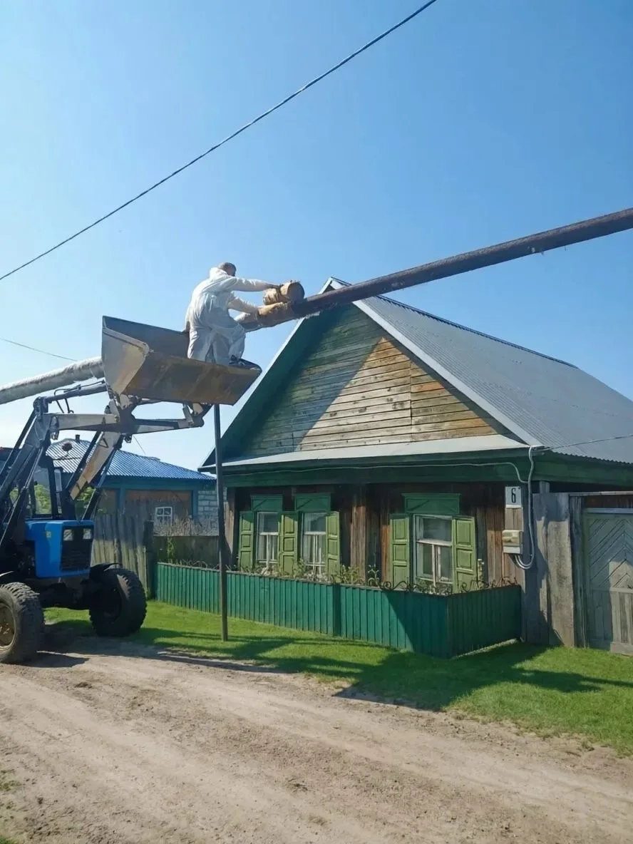Пока на улице стоит теплая погода, специалисты МКП «Притоболье» активно ведут работу по обновлению и