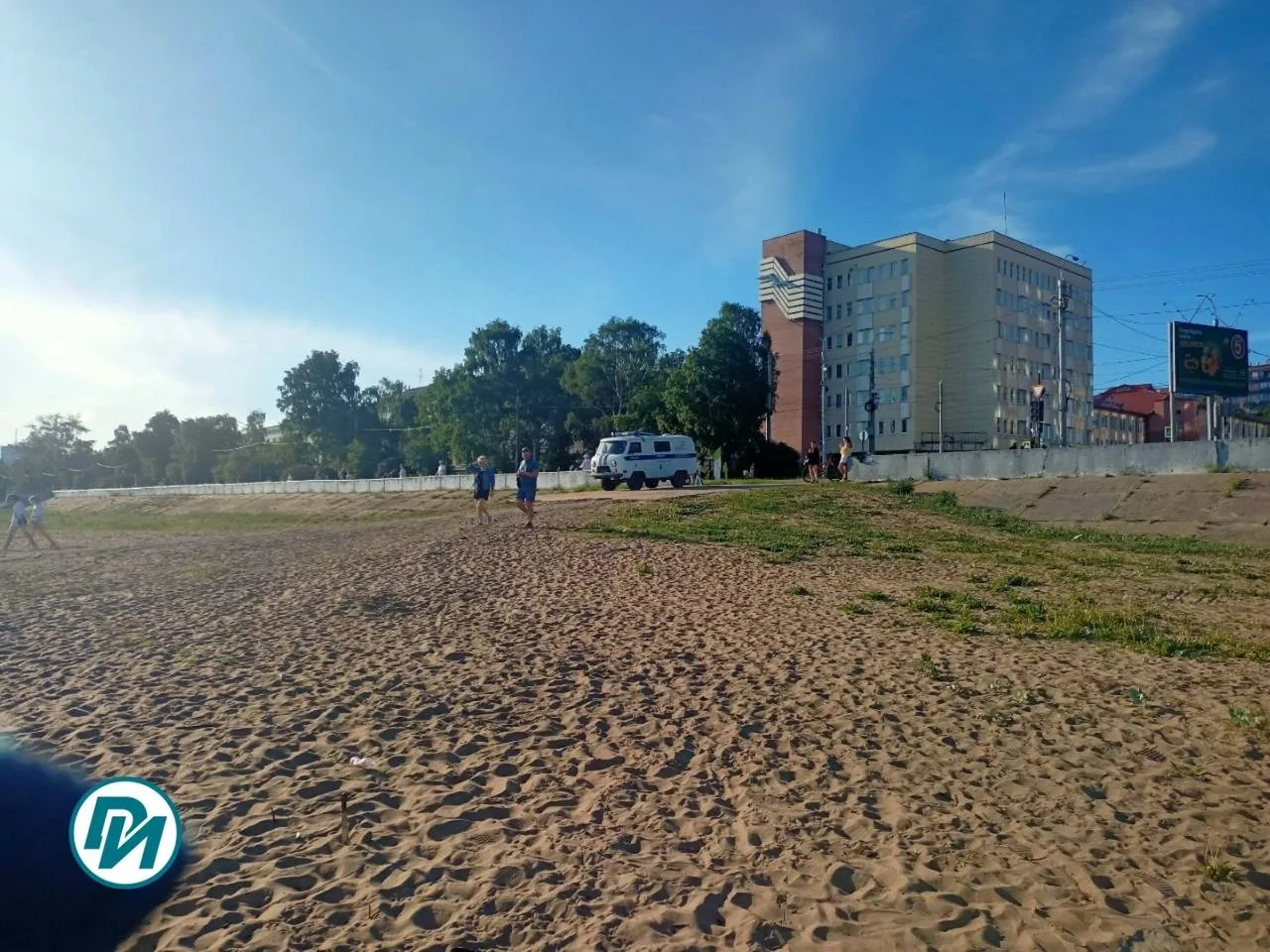 На пляже в Архангельске обнаружили мертвого человека. Это произошло недалеко от «Чайки»...