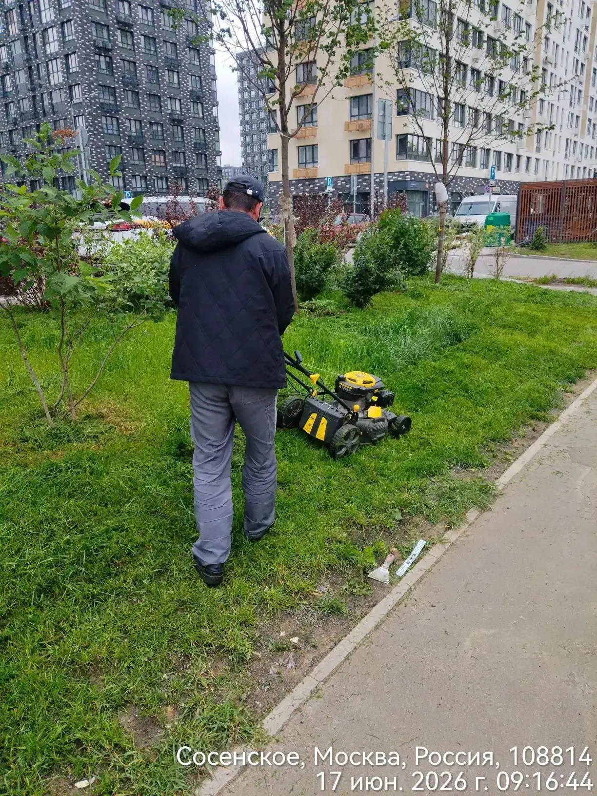 Уважаемые жители!