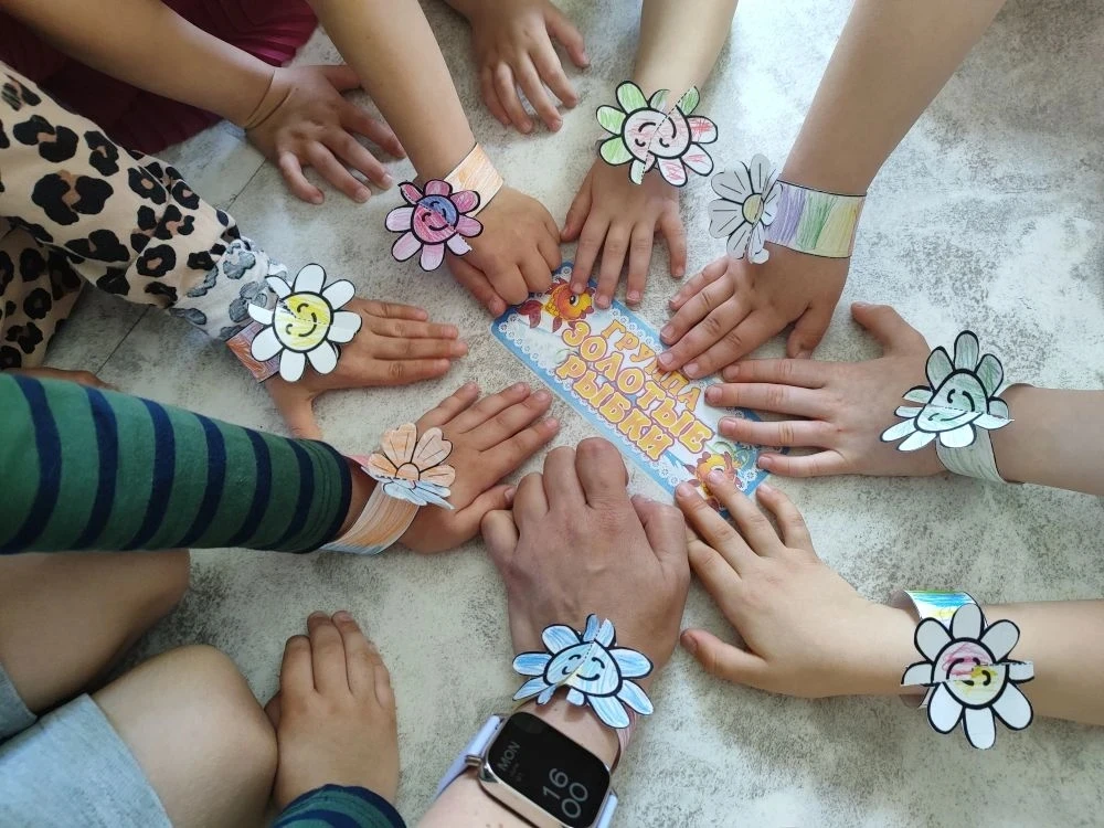 Сегодня наши мальчишки и девчонки стали обладателями маленьких, но очень важных сокрови...