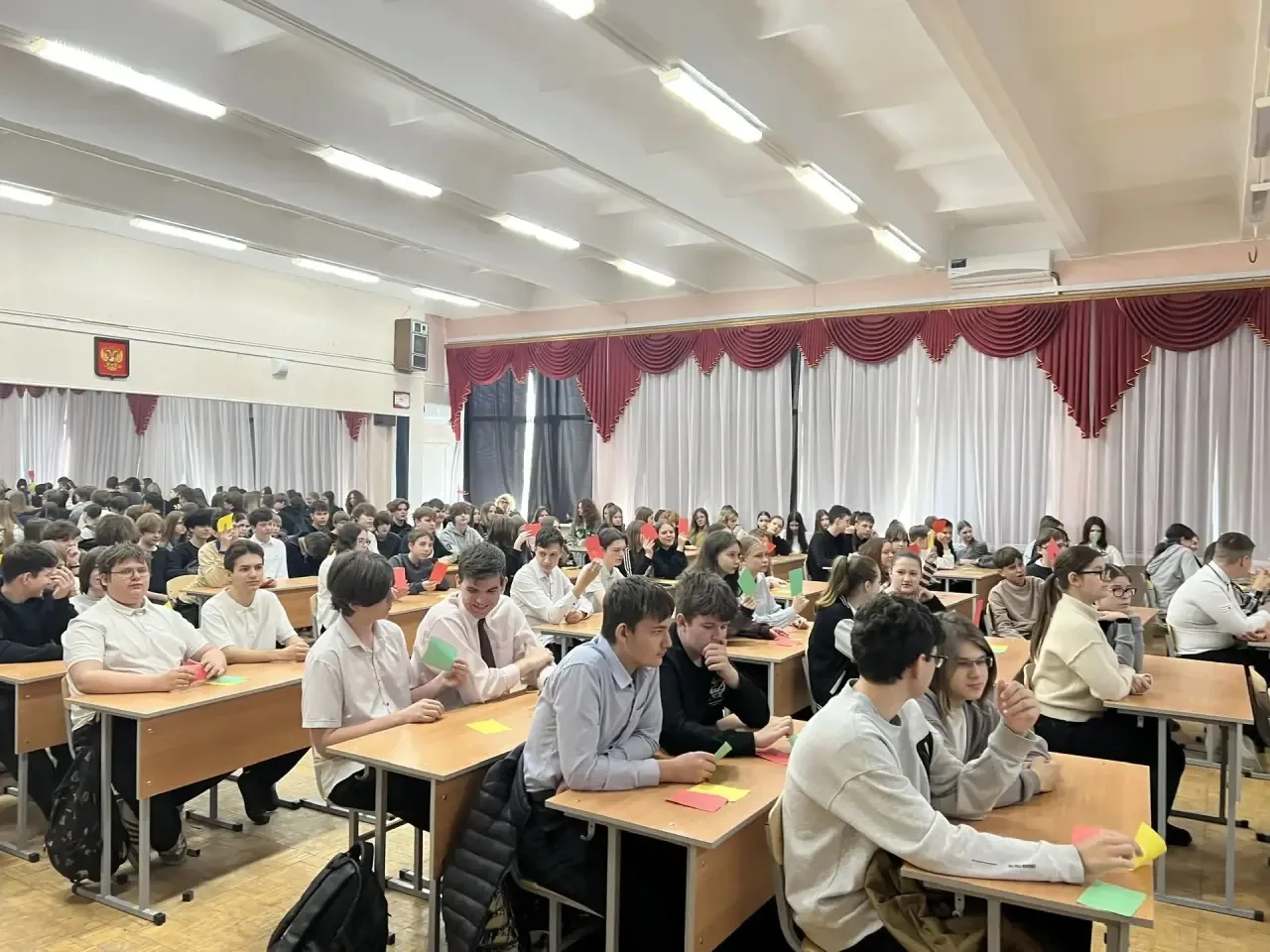 В рамках реализации национального проекта «Молодежь и дети» в школе прошла встреча, на которой Любов