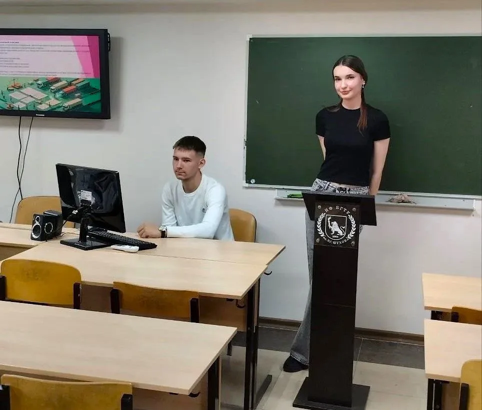 В НФ БГТУ им. В.Г. Шухова успешно прошла защита проектов по географии, где студенты пре...