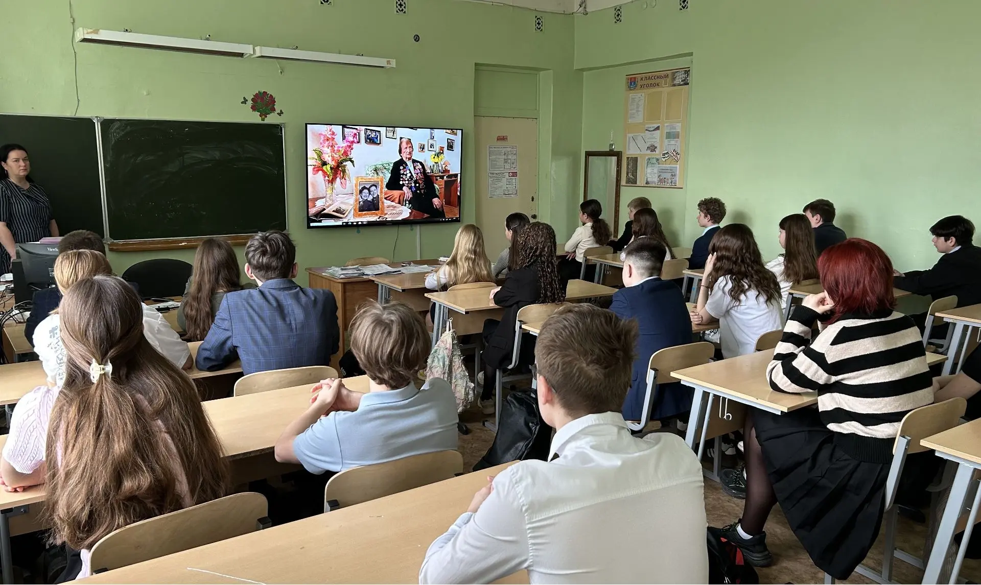 Песни о войне. Ко Дню Победы   9 Мая - день, который трогает сердце каждого россиянина. Для кого-то 