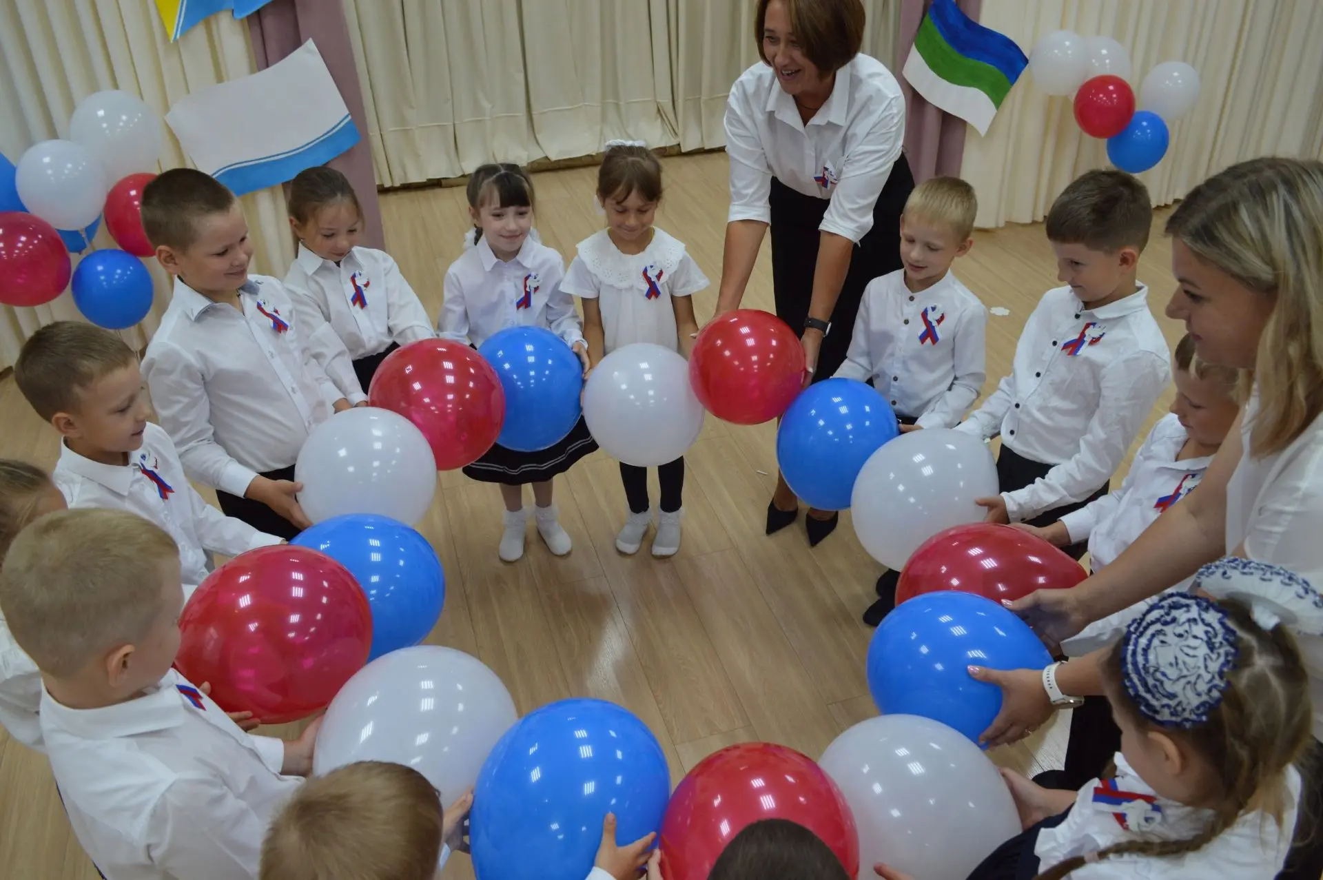 🇷🇺Цвета нашего флага говорят сердцу больше любых слов!