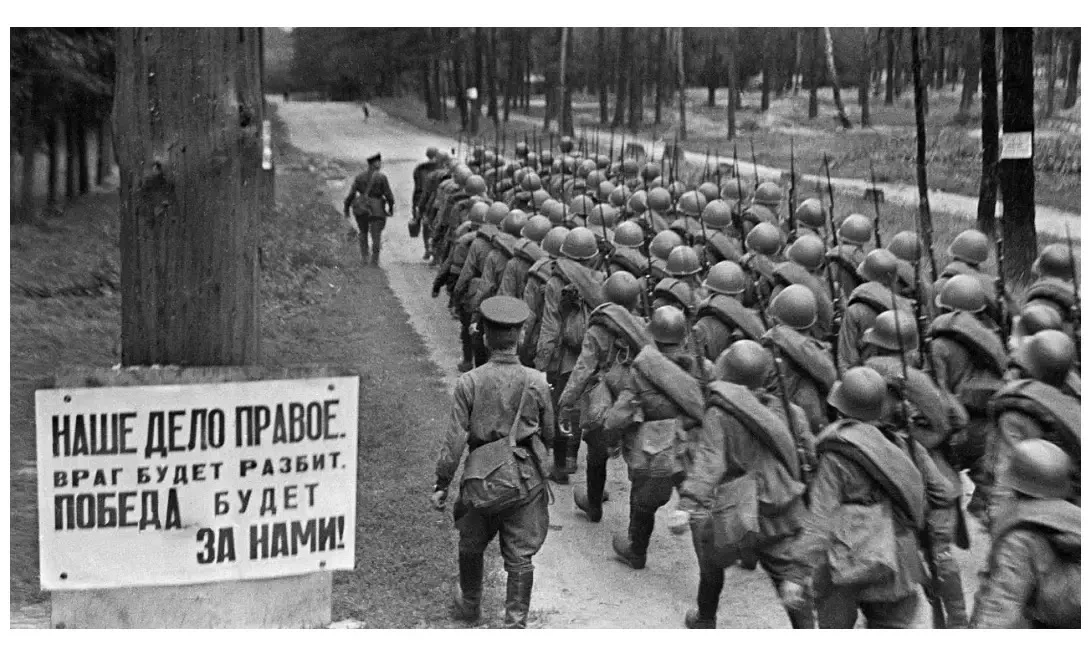 Сегодня день, который вызывает особенные чувства. 
      85 лет назад, 22 июня 1941 года, началась с