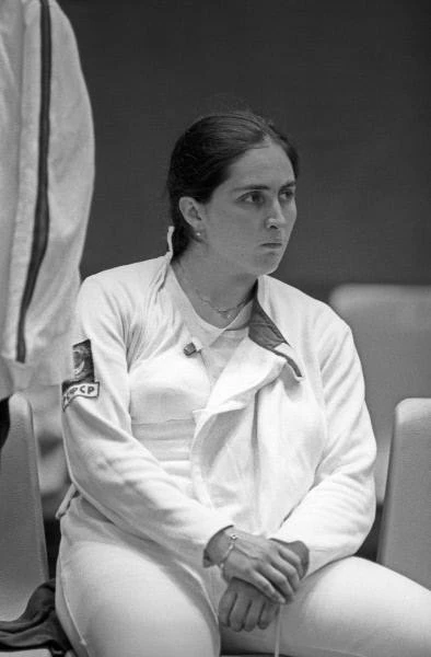 🥳4 октября 1958 года родилась двукратная чемпионка мира по фехтованию Лариса Цагараева...