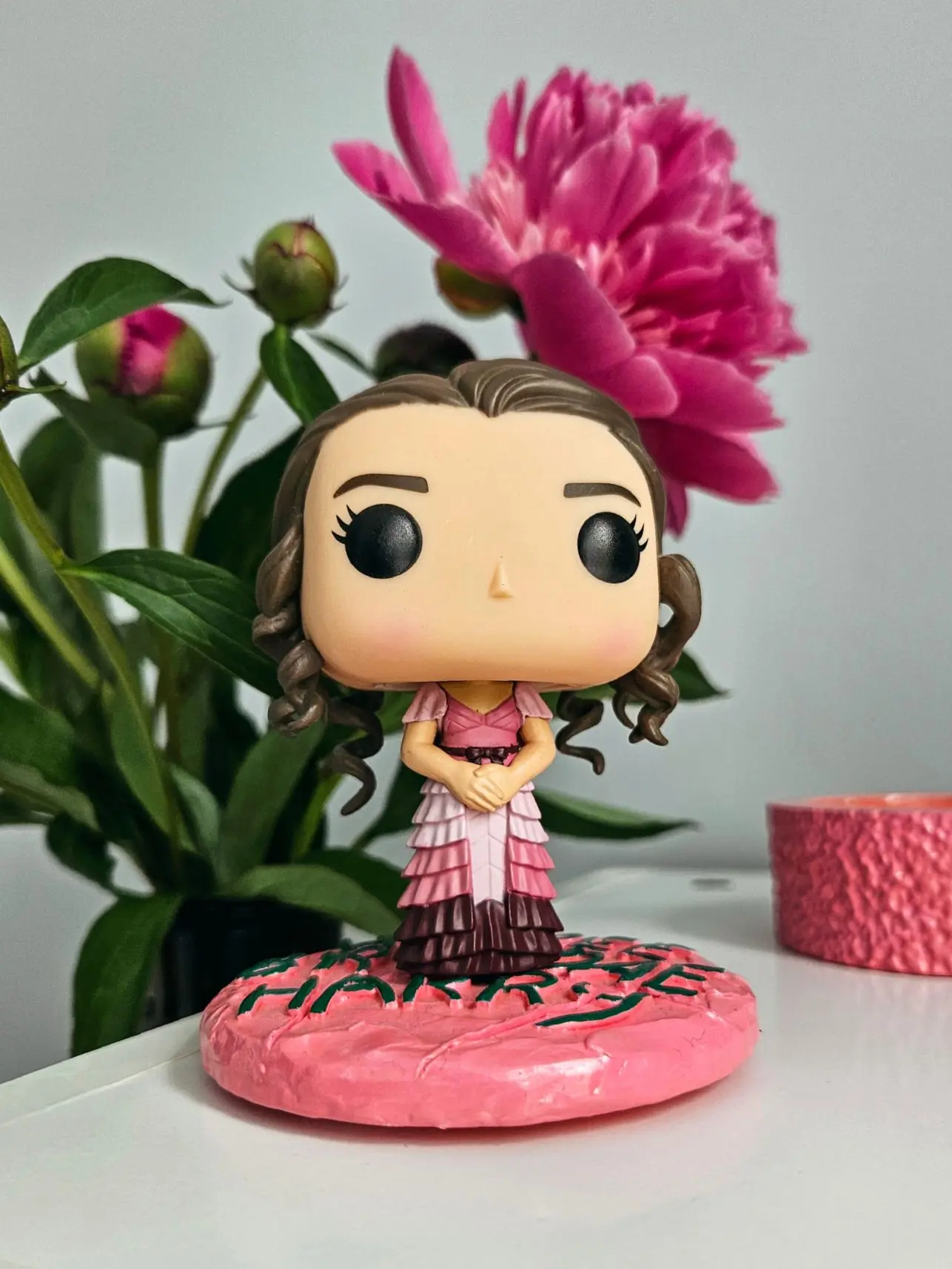 С началом новой недели, ребята!💕🌸
И вот такой вот розовой истории вам в ленту.