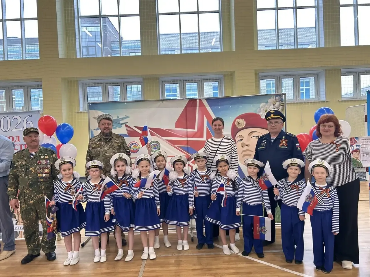🇷🇺Сегодня наши воспитанники подготовительной и разновозрастной групп приняли участие ...