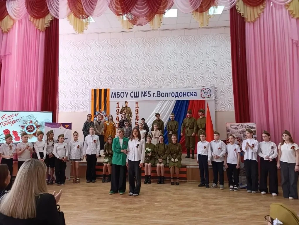 Тишина в зале, которая разрывалась аплодисментами... 👏  8 мая, накануне великого праздника Дня Побед