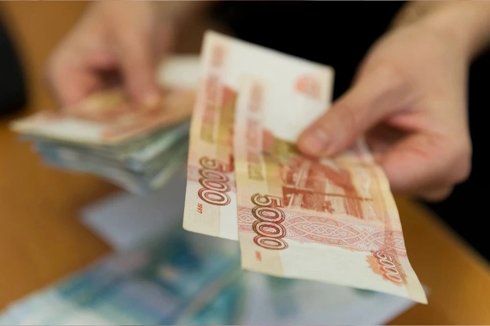 В Петербурге за девять месяцев взыскали почти 2 млрд рублей алиментов