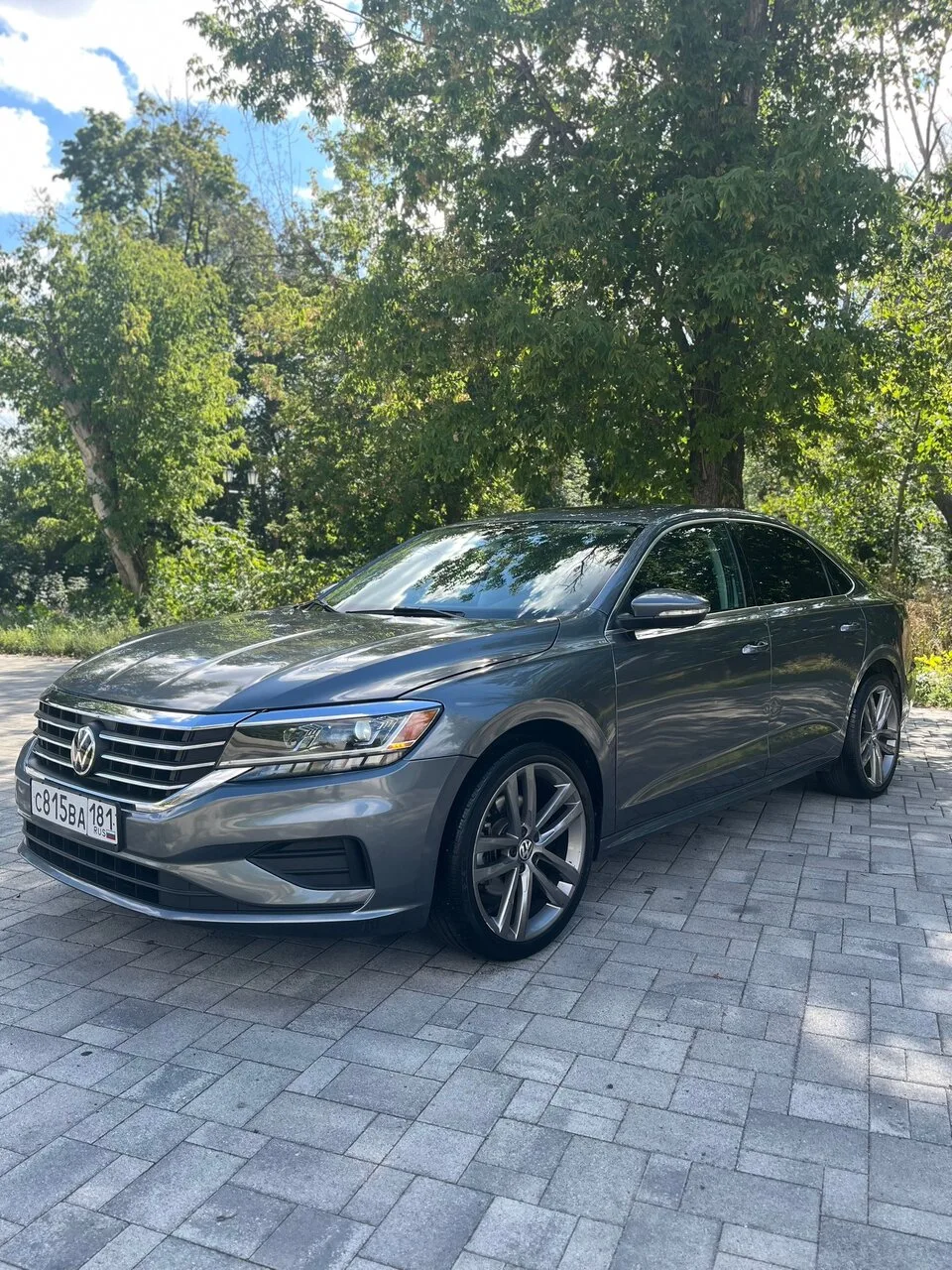 Продам Volkswagen Passat B8 2019 года выпуска. Мотор 2.0 TSI (190 л с), коробка автомат...