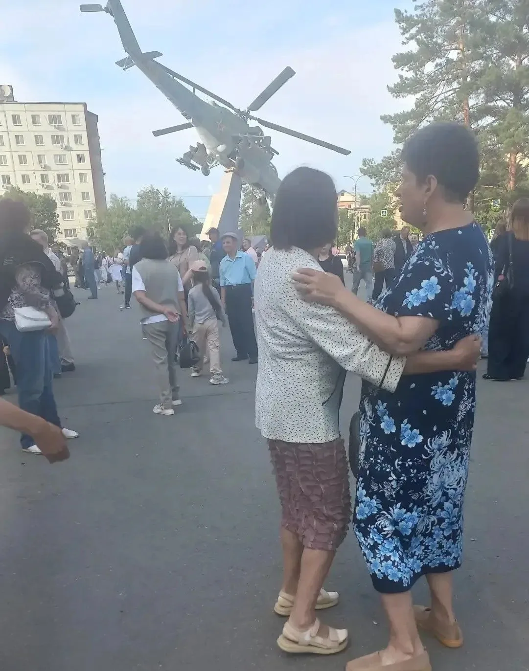 🕺Открытие танцевального сезона «Летние вечера 50+»

12 июня, в праздничный день – День России, на п