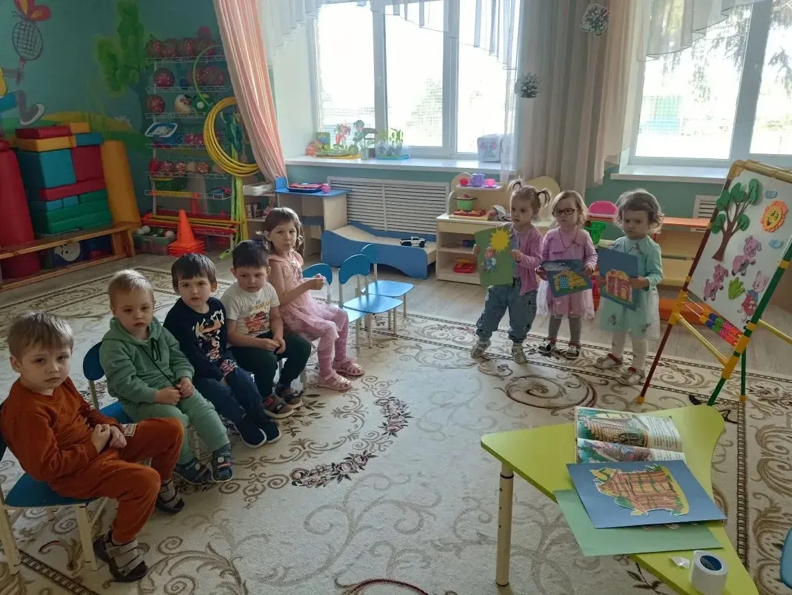 🏠 Домик для трёх поросят: творим и лепим!