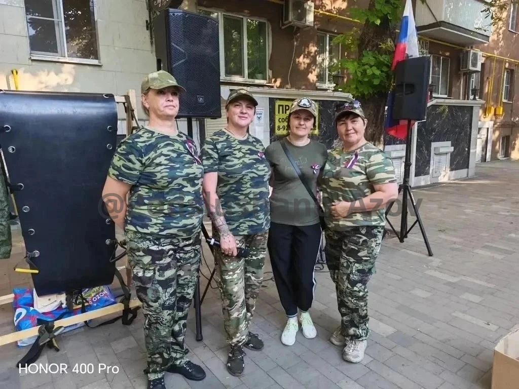 Вокальная группа «Незабудки» (руководитель Любовь Николаевна Опаец) приняла участие в благотворитель