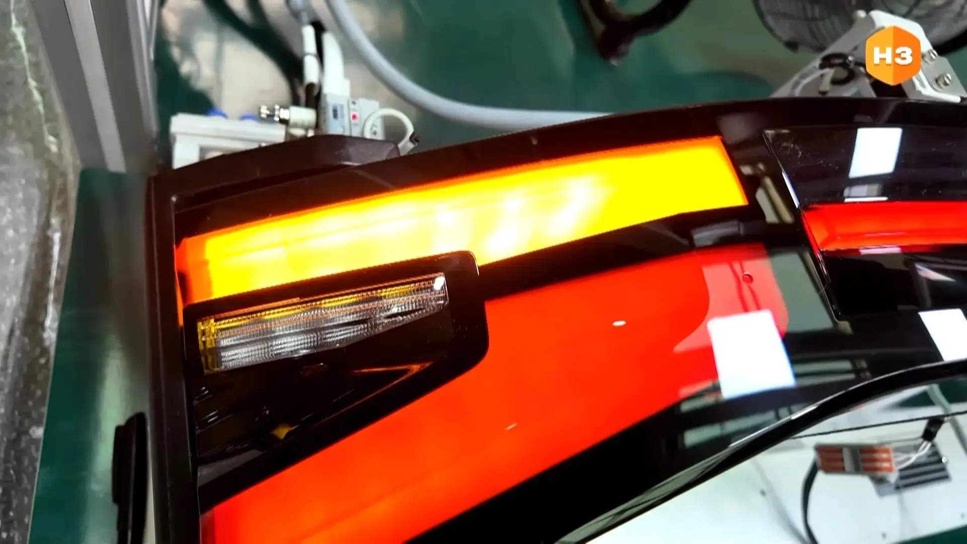 В эфире сюжет о светотехнике LADA Azimut. Рассказываем об особенностях и производстве!