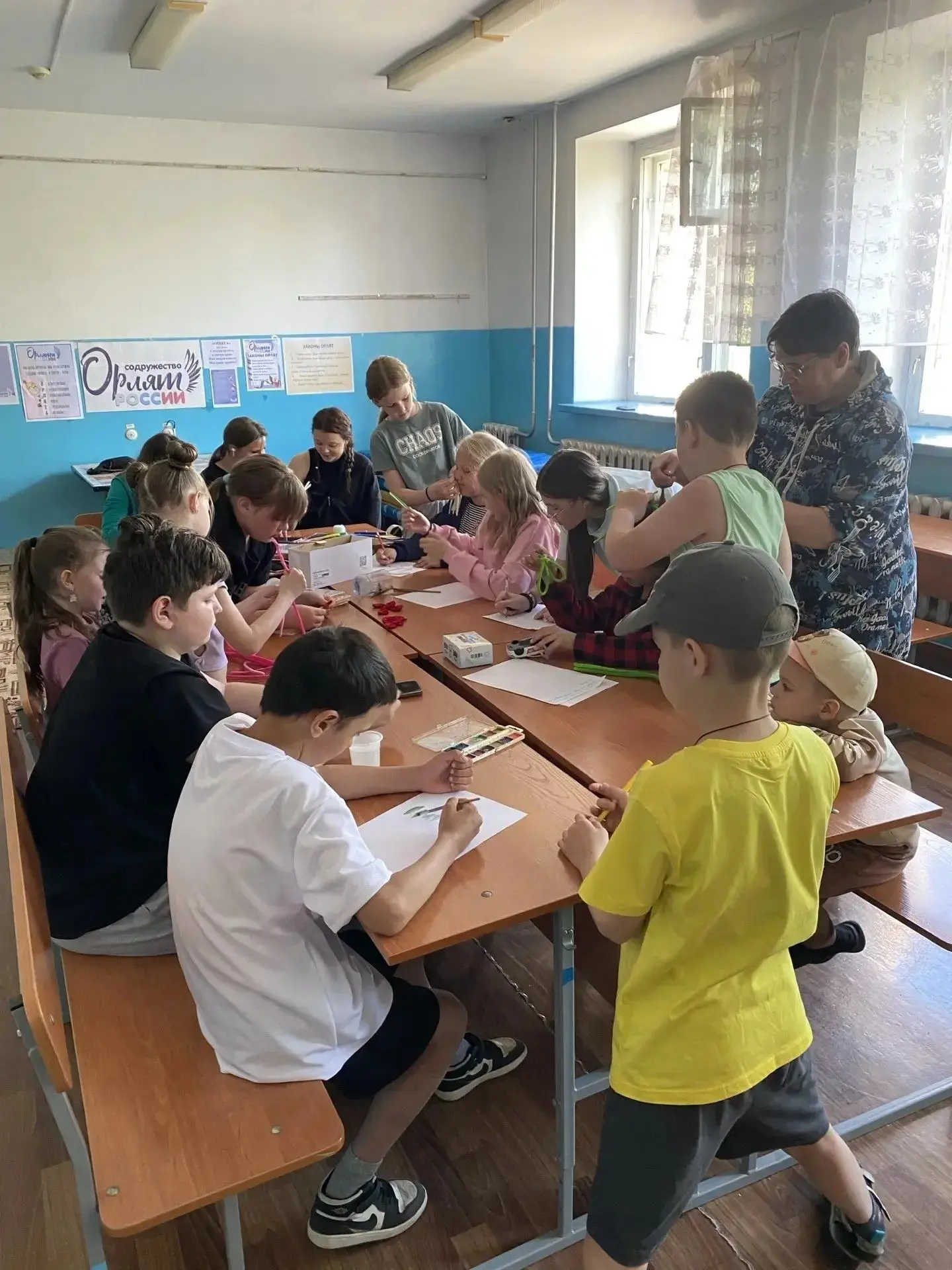 Утро шестого дня в нашем школьном  лагере выдалось бодрым и звонким. По традиции, день ...