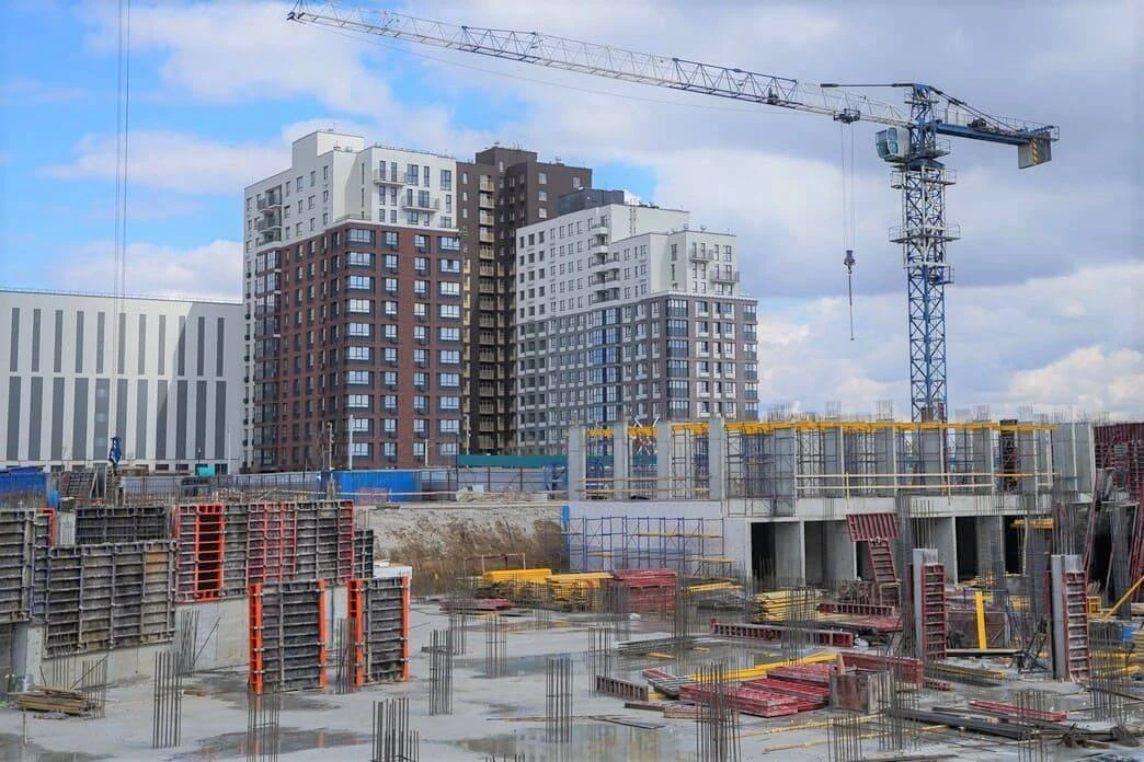 Первая половина недели выдалась короткой — всего два рабочих дня. Но мы успели подготов...