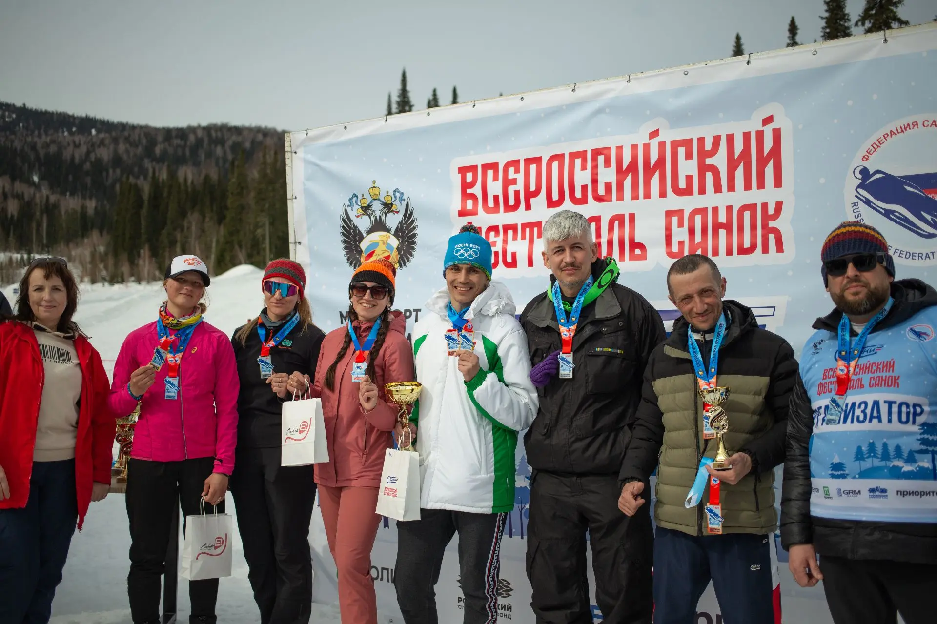 Активные и спортивные участники Фестиваля санок! 😎Поднажмем! Кто еще не принял участие в конкурсе фо